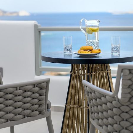 Vivere Luxury Suites Pera Gyalos Zewnętrze zdjęcie
