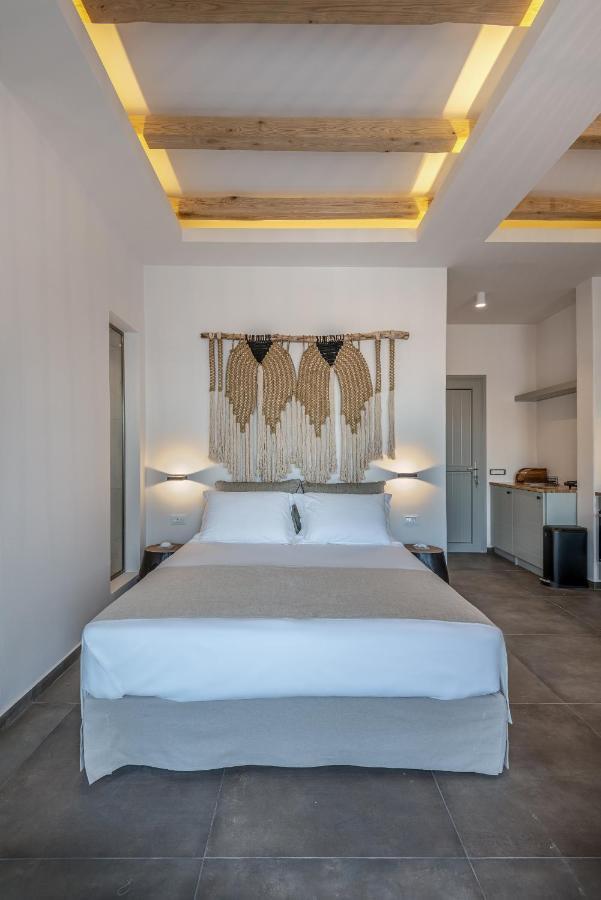 Vivere Luxury Suites Pera Gyalos Zewnętrze zdjęcie