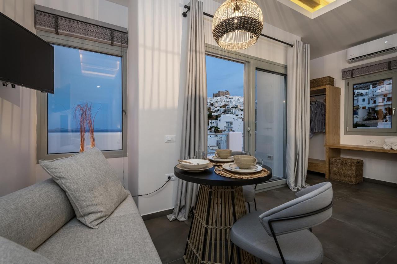Vivere Luxury Suites Pera Gyalos Zewnętrze zdjęcie